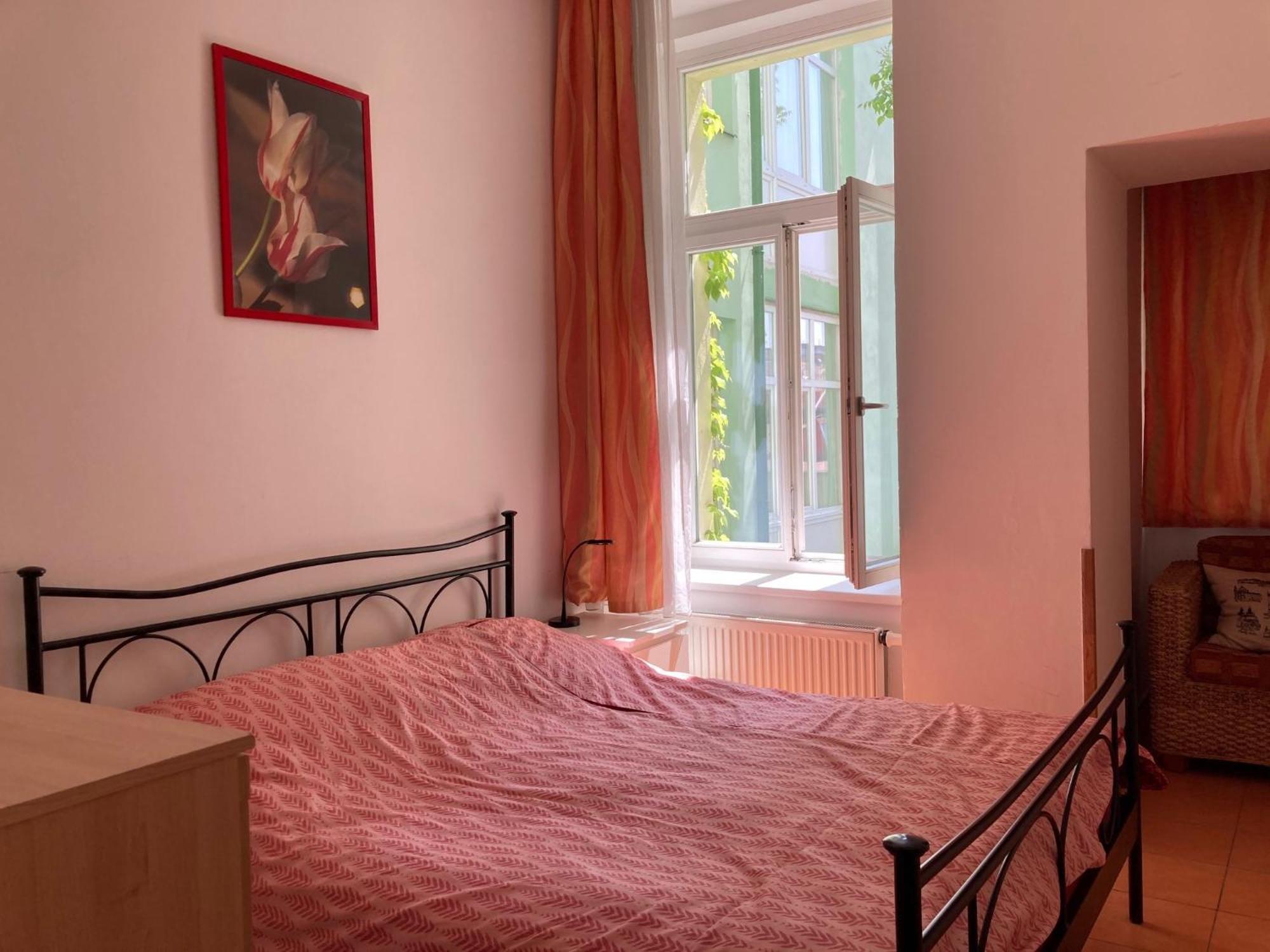 5 Aparthotel 3*